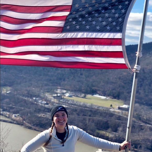 Meet your Posher, Eryn - Picture 6 of 7